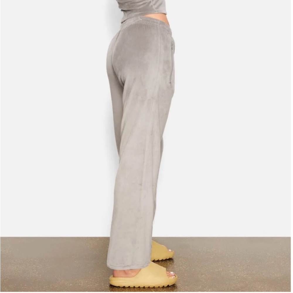 SKIMS Velour Wide Leg Pants Gunmetal Grey Medium